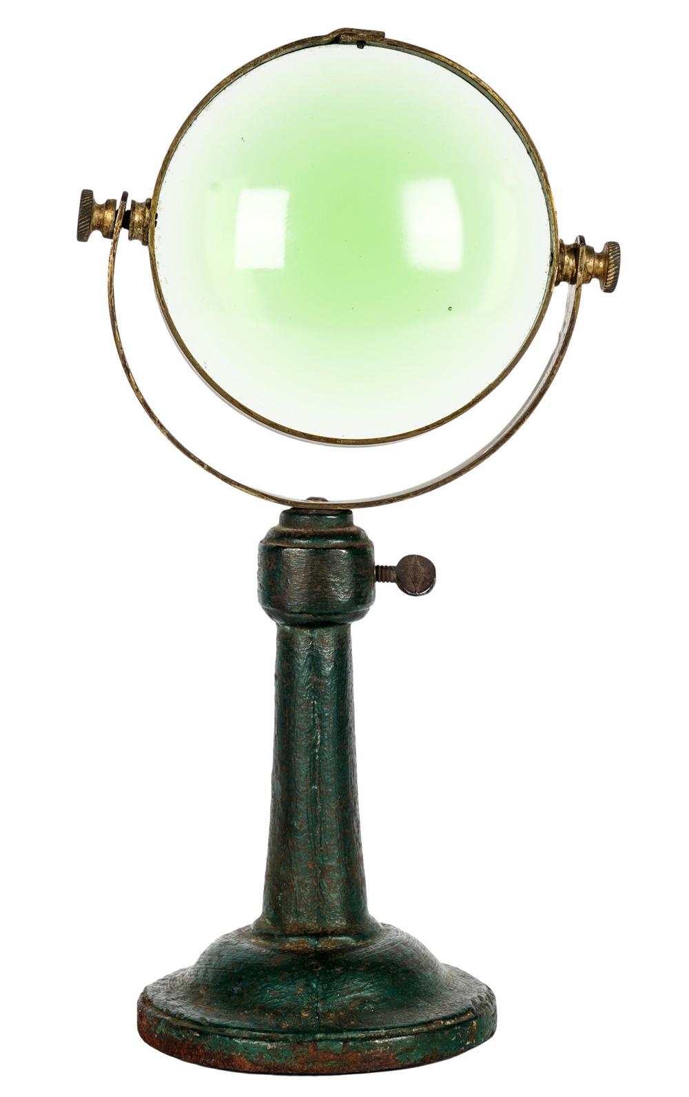 ANTIQUE MAGNIFYING GLASSon iron