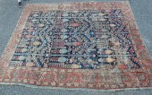 ANTIQUE MAHAL CARPETAntique Ma