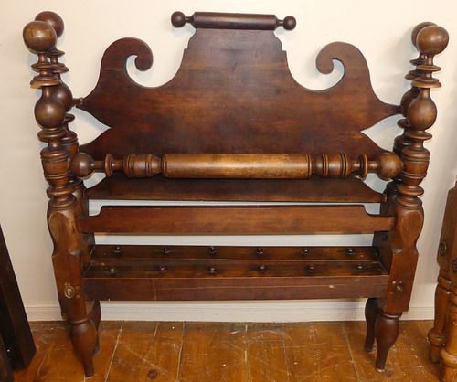 ANTIQUE MAHOGANY 4 POST