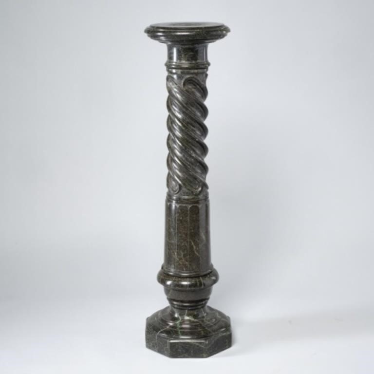 ANTIQUE MARBLE PEDESTALAn antique