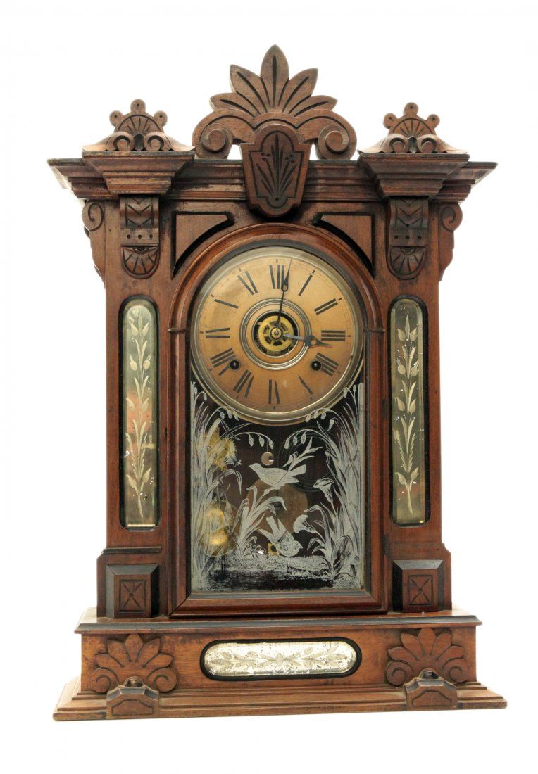ANTIQUE MENTAL CLOCKAntique