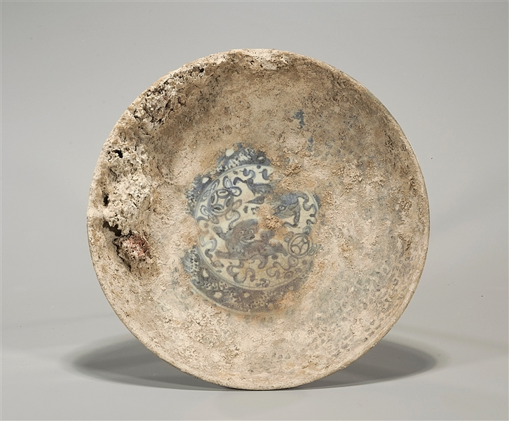 Antique Ming Dynasty blue & white