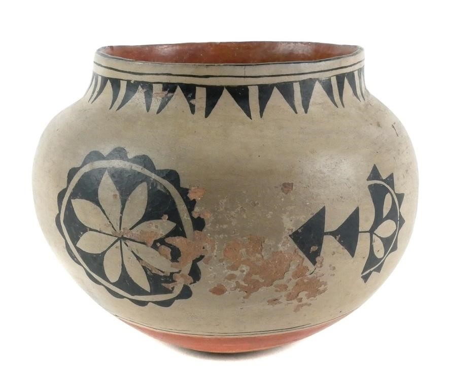 ANTIQUE NATIVE AMERICAN PUEBLO