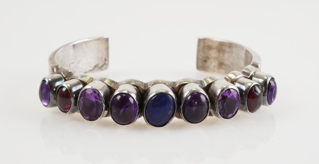 ANTIQUE NAVAJO STERLING CUFF