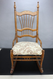 ANTIQUE OAK CHILD'S ROCKING CH