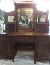ANTIQUE OAK EDWARDIAN BUFFET,