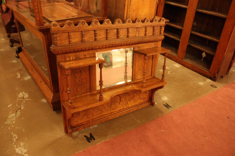 ANTIQUE OAK OVERMANTEL