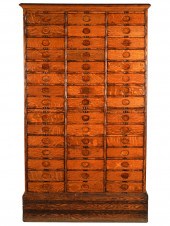 ANTIQUE OAK SPECIMEN CABINETha