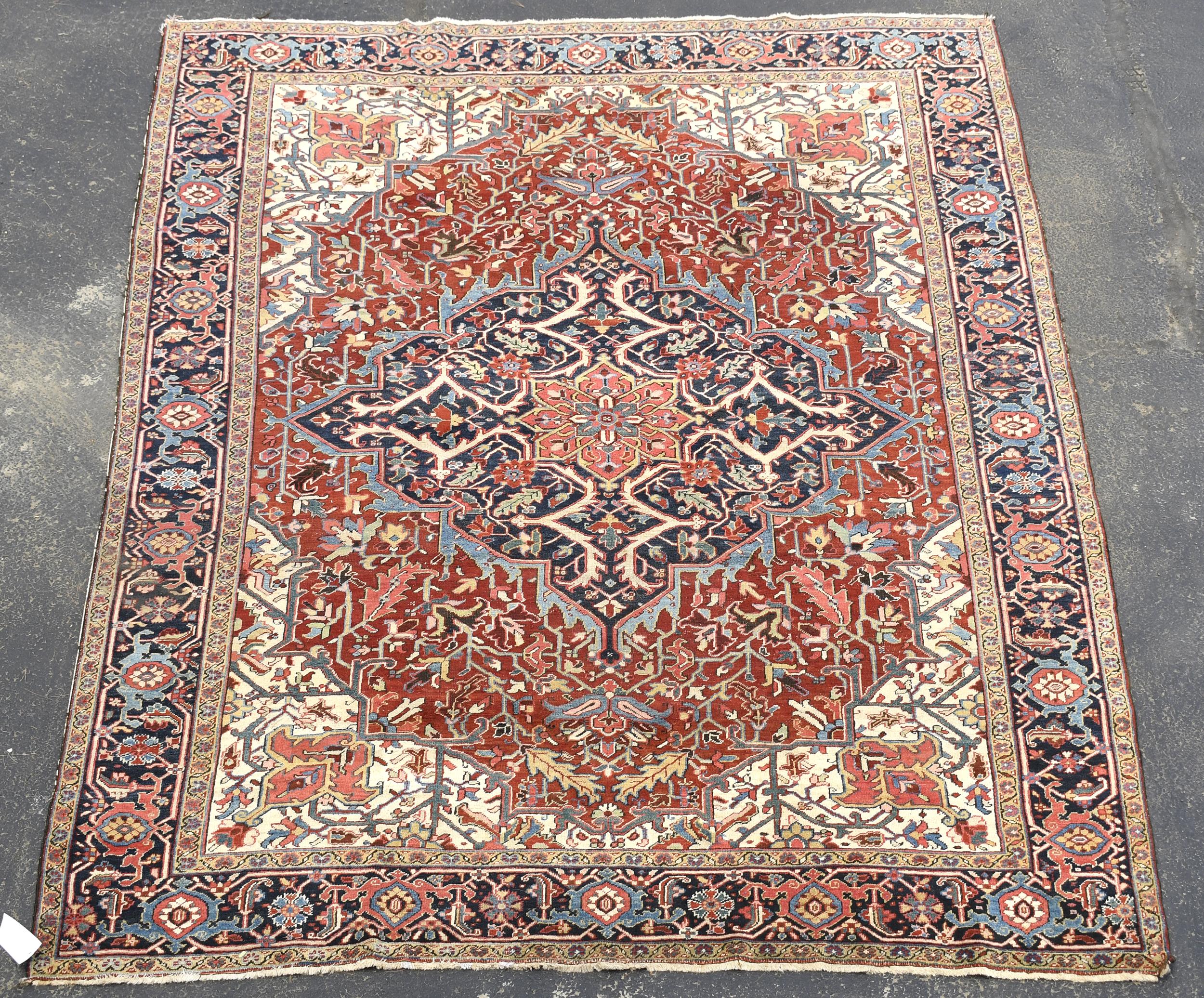 ANTIQUE ORIENTAL HERIZ RUG. A
