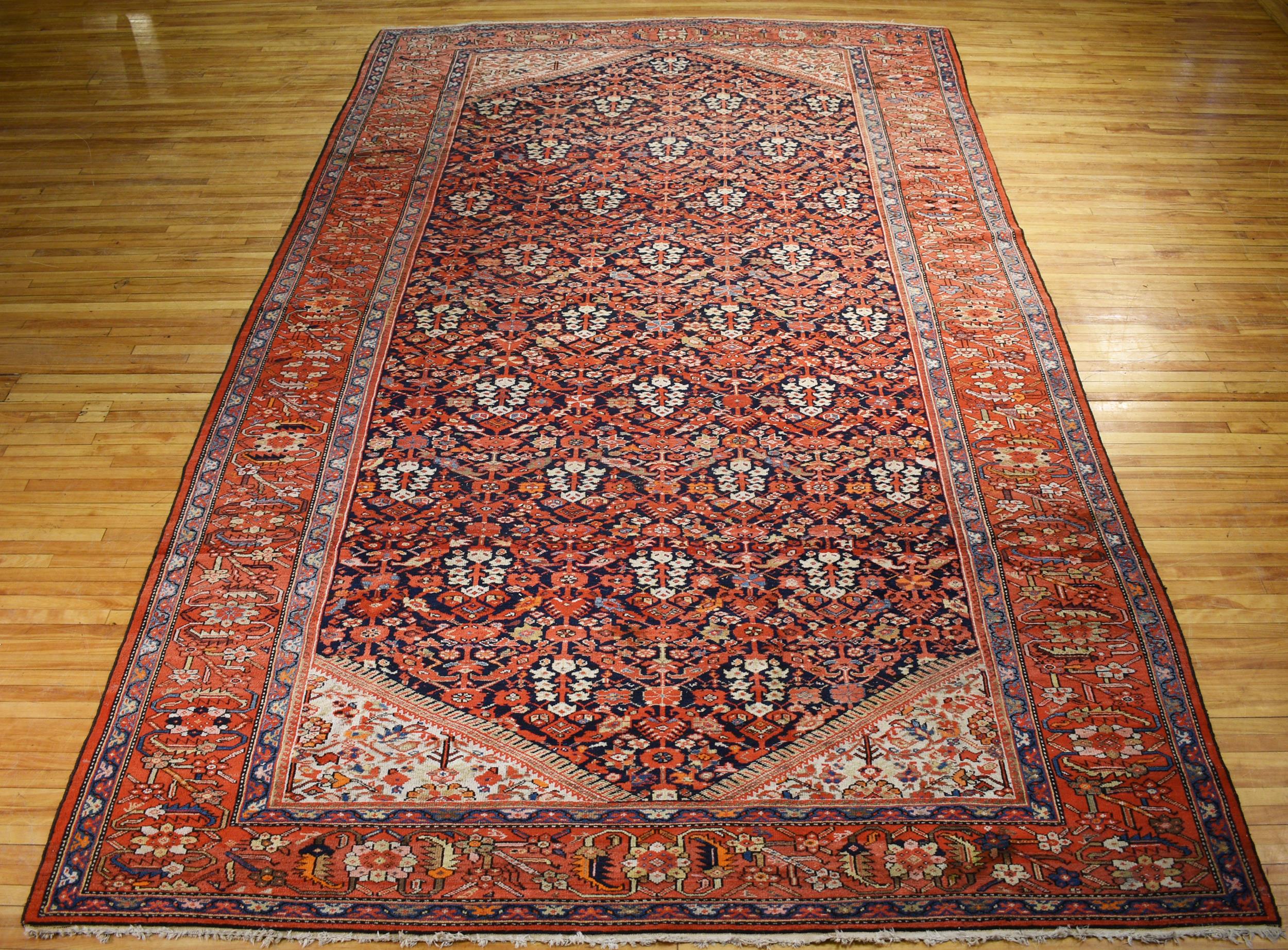 ANTIQUE ORIENTAL ROOMSIZE RUG. An