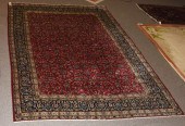 ANTIQUE ORIENTAL ROOMSIZE RUGA