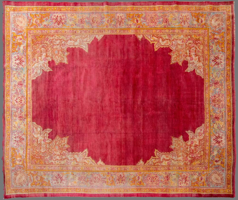 ANTIQUE OUSHAK HAND KNOTTED WOOL