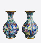 ANTIQUE PAIR OF 'PUMPKIN-SHAPE