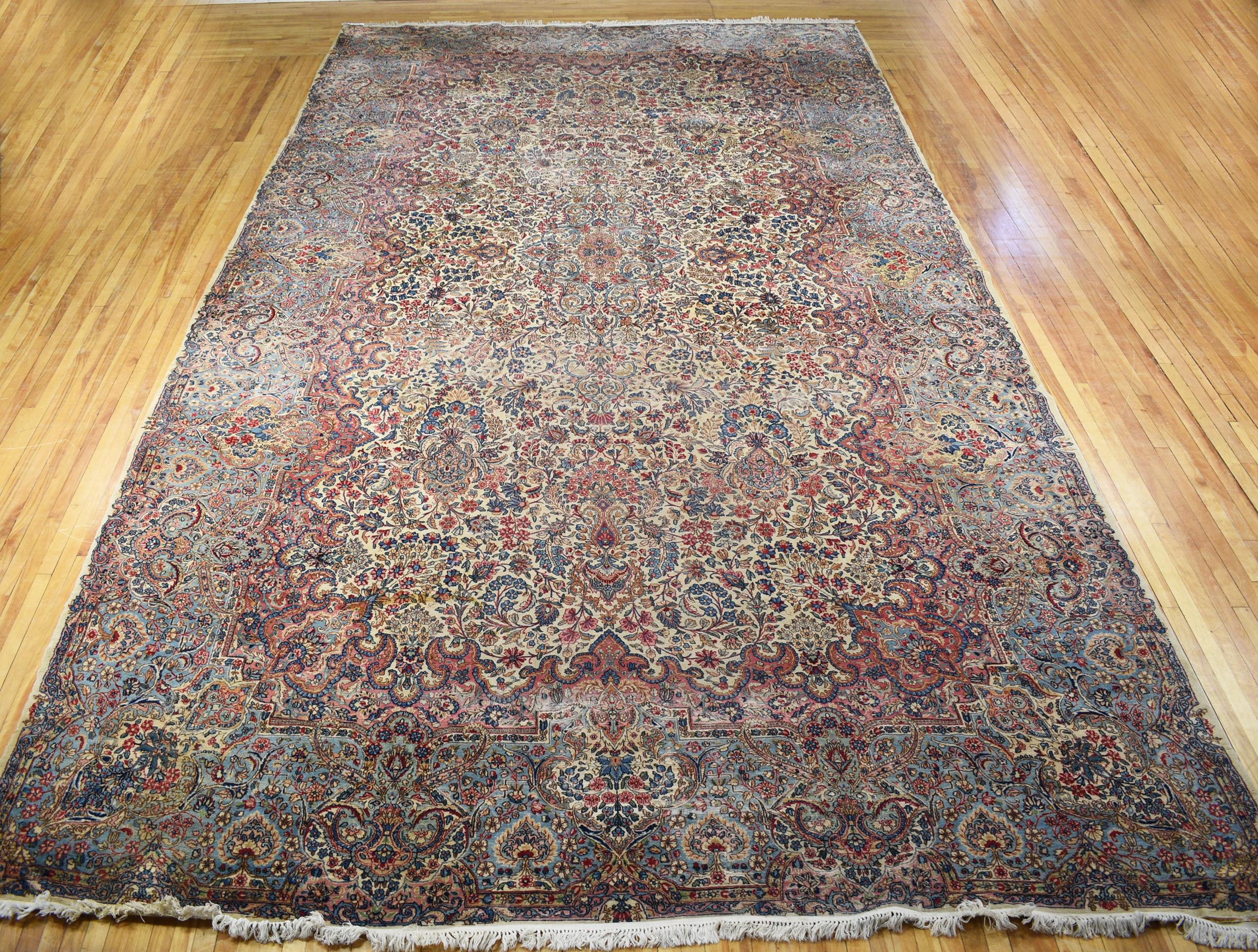 ANTIQUE PALACE SIZE KERMAN RUG,