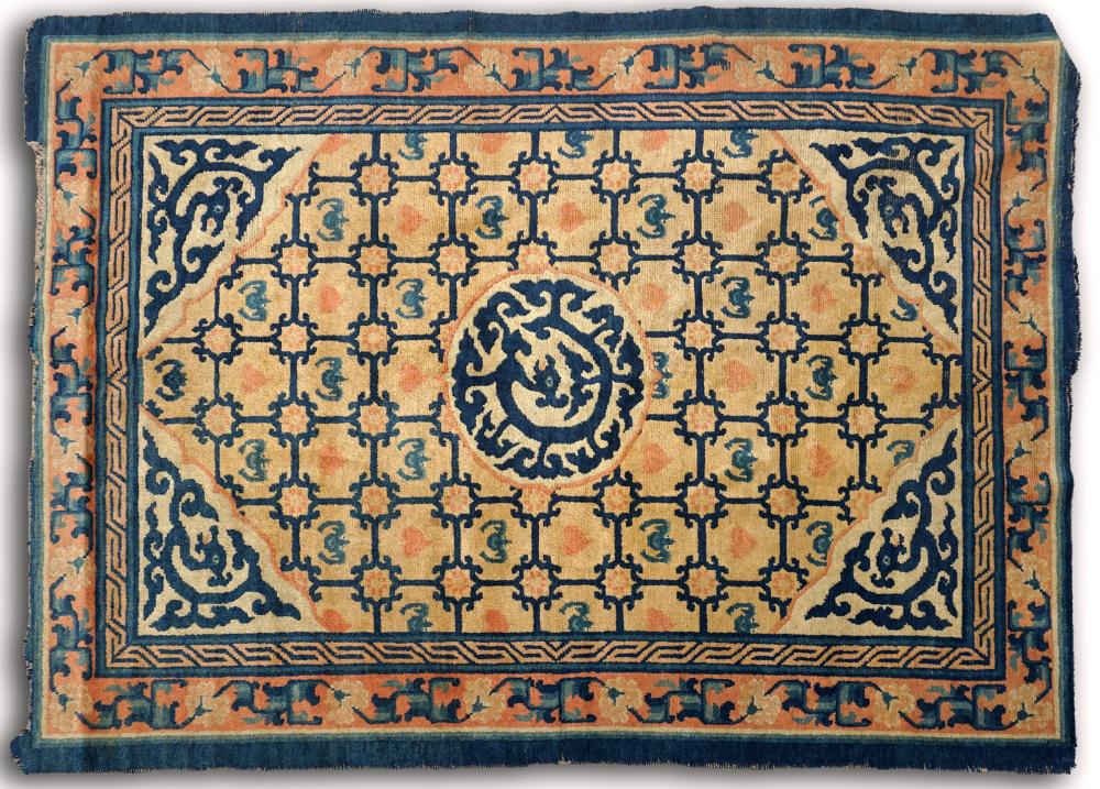 ANTIQUE PEKING CHINESE HAND KNOTTED