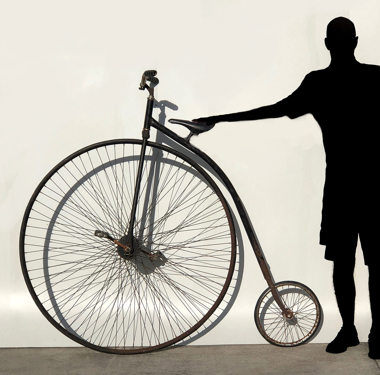 ANTIQUE PENNY FARTHING BONE