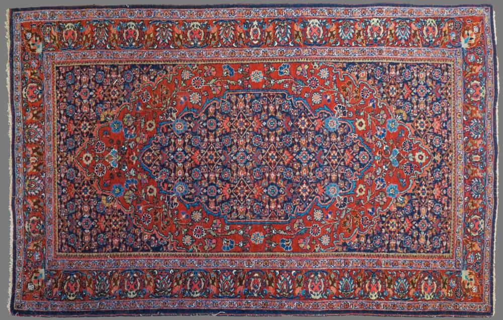 ANTIQUE PERSIAN BIDJAR HAND KNOTTED