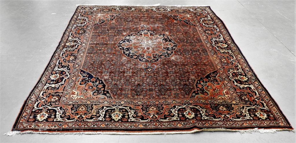 ANTIQUE PERSIAN BIDJAR WOOL