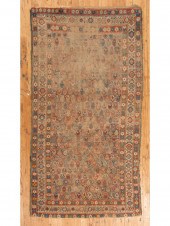 ANTIQUE PERSIAN CARPETAntique