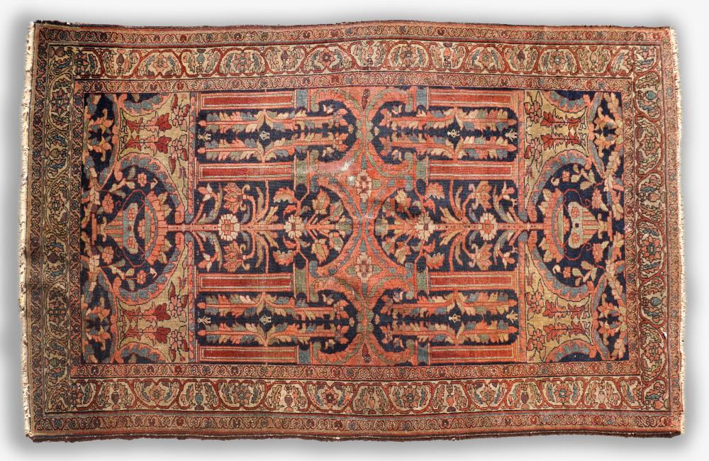 ANTIQUE PERSIAN FEREGHAN HAND