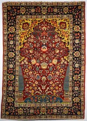 ANTIQUE PERSIAN ISPHAHAN RUG,