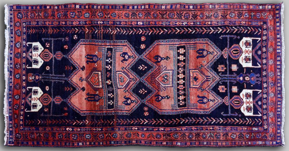 ANTIQUE PERSIAN NAHAVAND HAND
