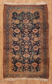 ANTIQUE PERSIAN RUGAntique Per