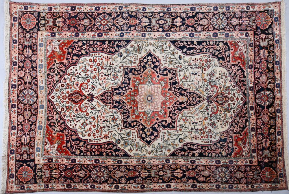 ANTIQUE PERSIAN SAROUK HAND KNOTTED