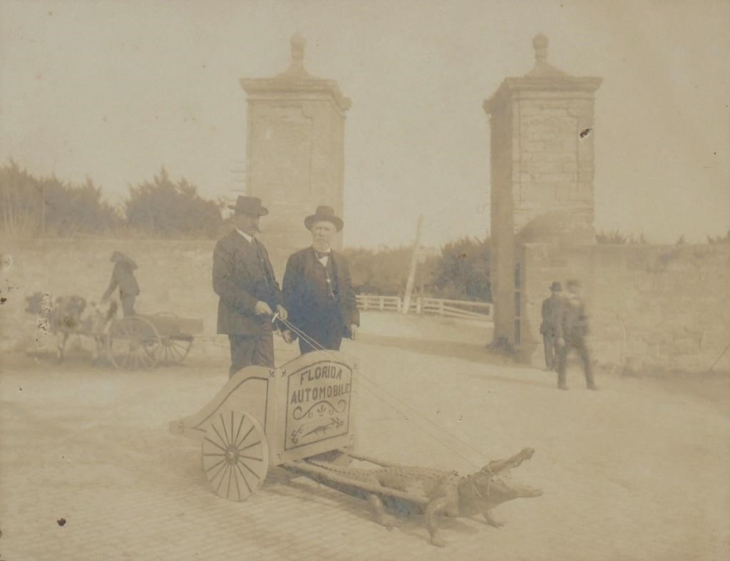 ANTIQUE PHOTOGRAPH, FLORIDA