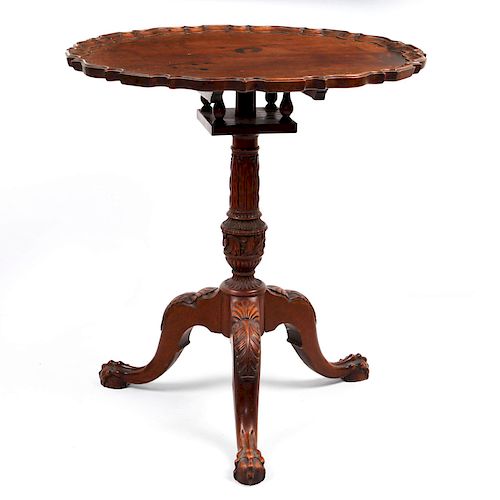 ANTIQUE PIE CRUST EDGED TILT TOP