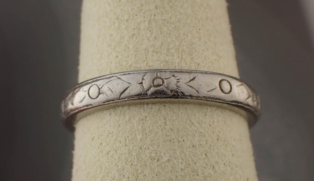 ANTIQUE PLATINUM AND EIGHTEEN KARAT