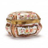 ANTIQUE PORCELAIN TRINKET BOX,