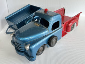 ANTIQUE PRESSED STEEL TOY STRU
