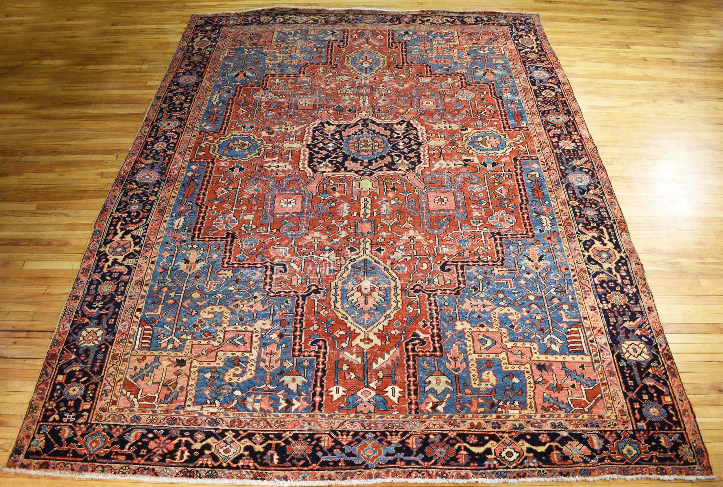 ANTIQUE ROOM SIZE ORIENTAL HERIZ