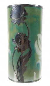 ANTIQUE ROYAL WORCESTER TUMBLE