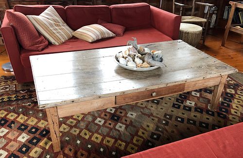 ANTIQUE RUSTIC PINE COFFEE