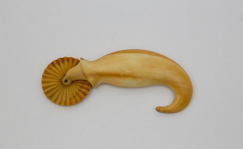 ANTIQUE SAILOR MADE WHALE IVORY PIE