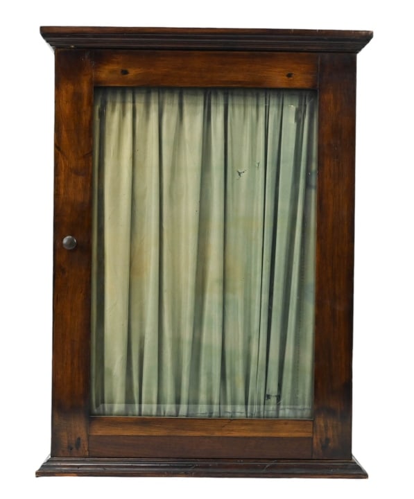 ANTIQUE SALESMAN SAMPLE AMERICAN