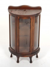 ANTIQUE SALESMAN SAMPLE CURIO