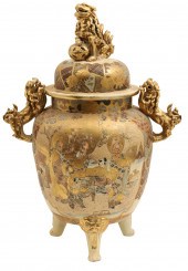 ANTIQUE SATSUMA TEMPLE JAR W/