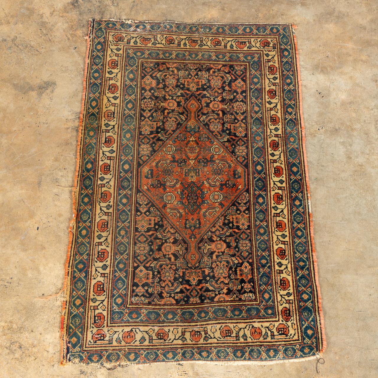 ANTIQUE SENNEH CARPET, 3'3" X 2'