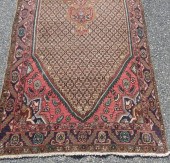 ANTIQUE SERAB RUNNERAntique Se