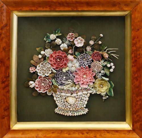 ANTIQUE SHELLWORK FLOWER VASE