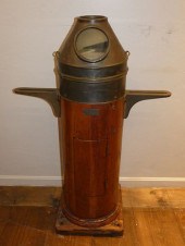 ANTIQUE SHIPS BINNACLE - KELVI