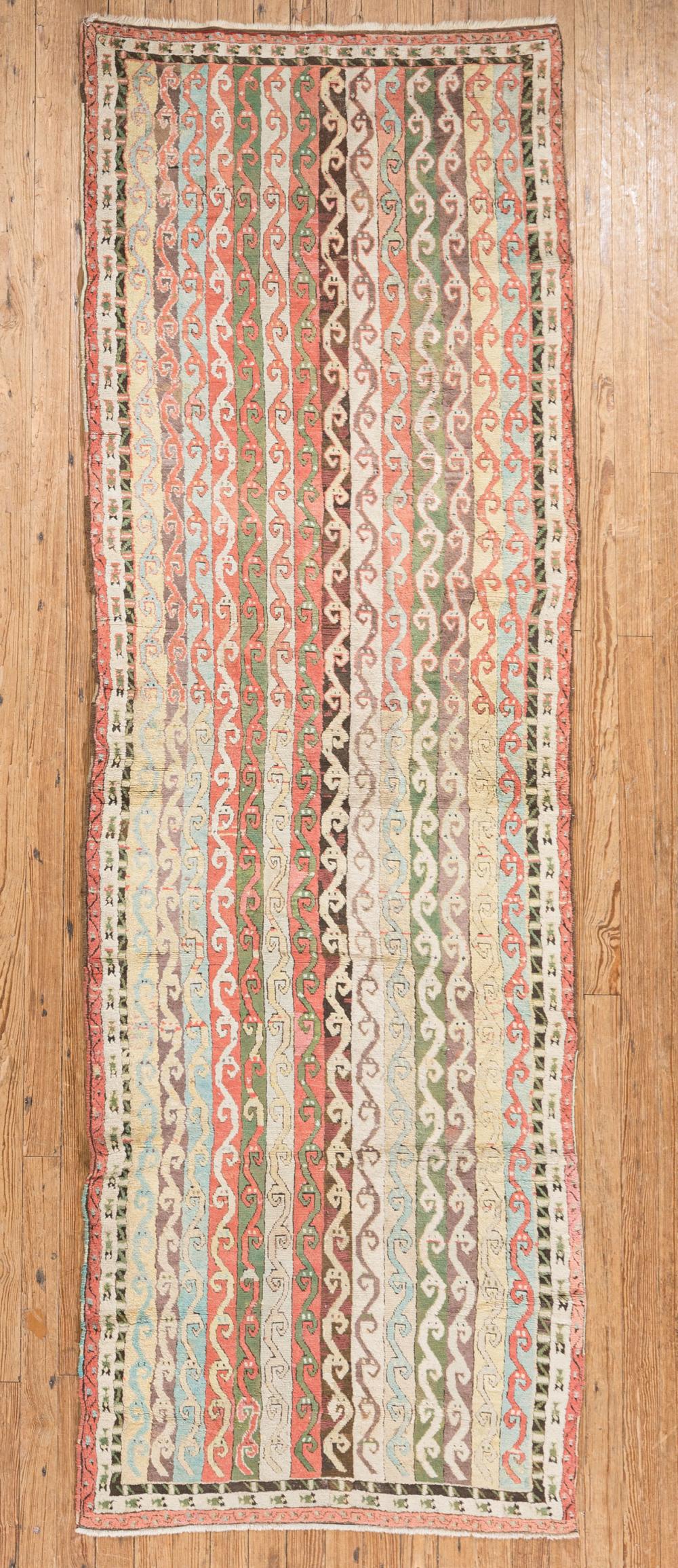 ANTIQUE SHIRVAN RUNNERAntique