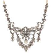 ANTIQUE SILVER FESTOON PENDANT