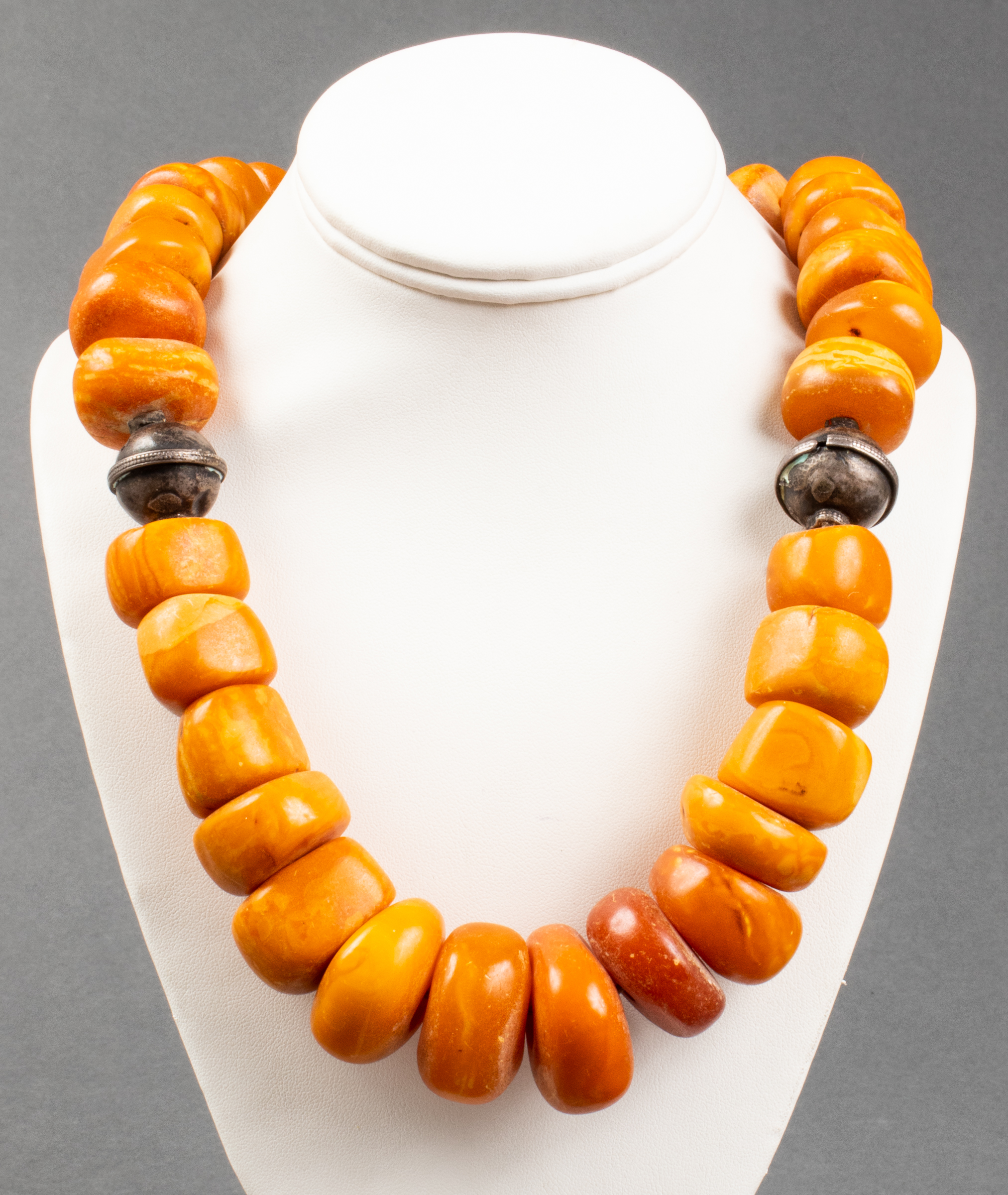 ANTIQUE SILVER NATURAL BALTIC AMBER