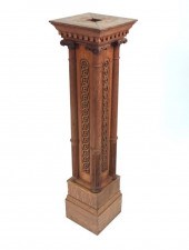 ANTIQUE SOLID WOOD NEWEL POST