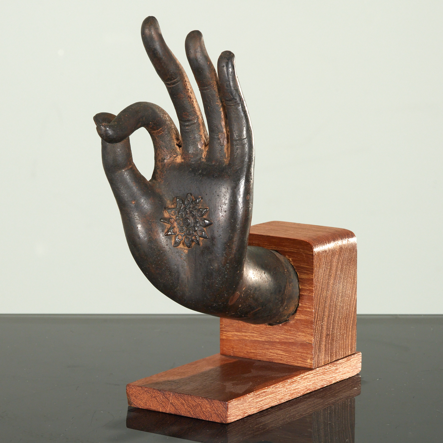 ANTIQUE SOUTHEAST ASIAN BRONZE