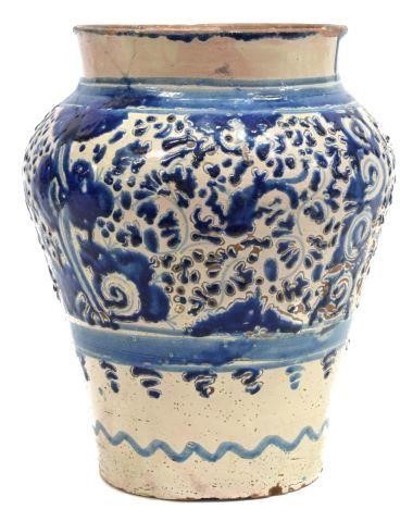 ANTIQUE SPANISH BLUE & WHITE